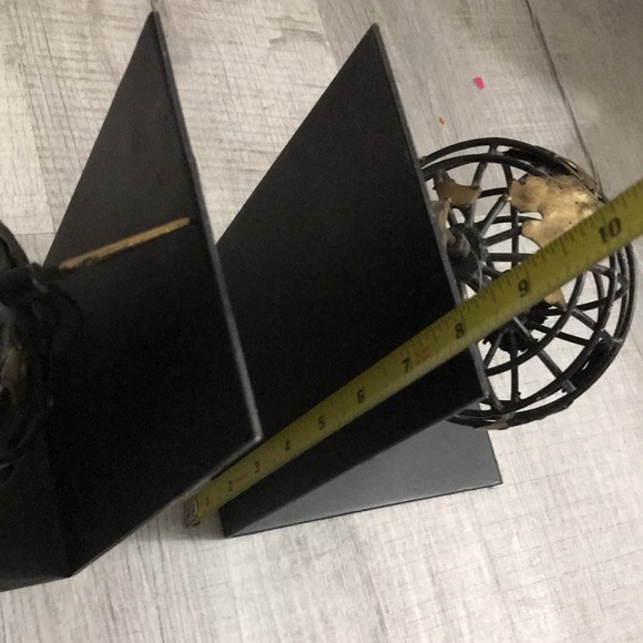 Book holder/separator Set of 2 - Picture 9 of 11